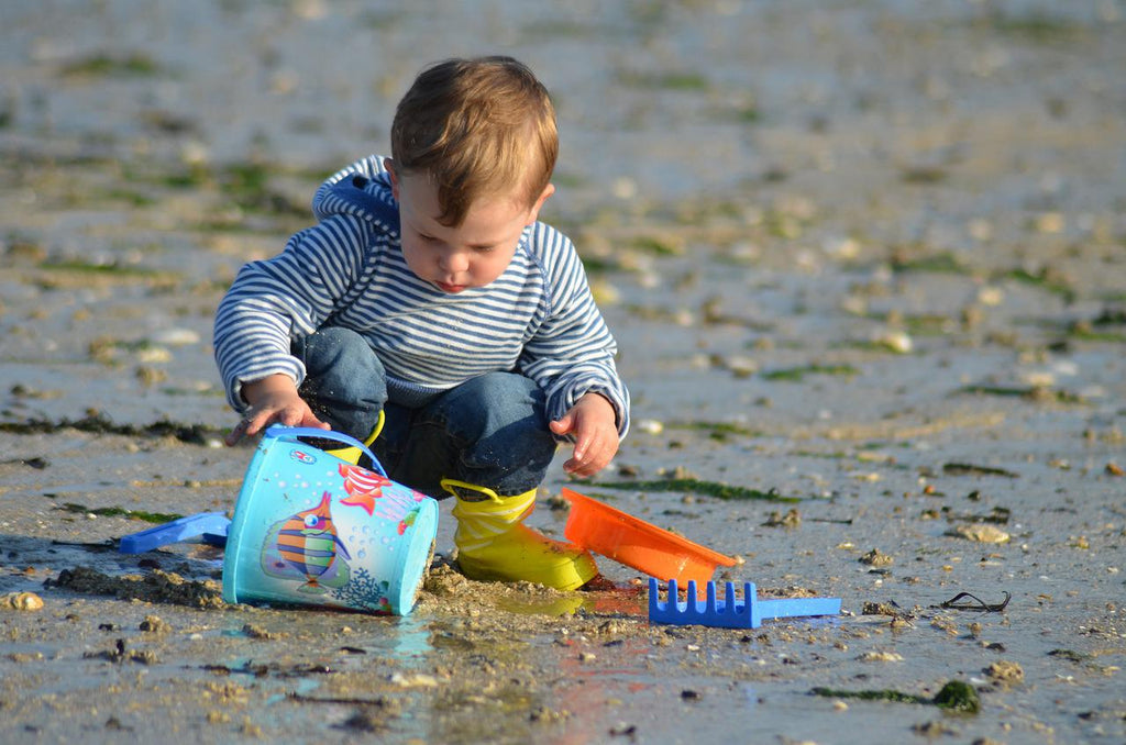 Top 5 Baby Beach Accessories Every Parent Must Have